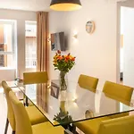 Myflats Luxury Downtown *