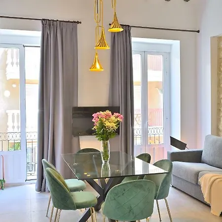 Appartamento Myflats Luxury Downtown *