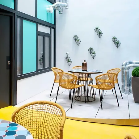 Myflats Luxury Downtown Apartment